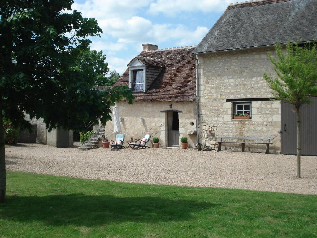 Bed and Breakfast Domaine De Givre Chinon Exterior foto