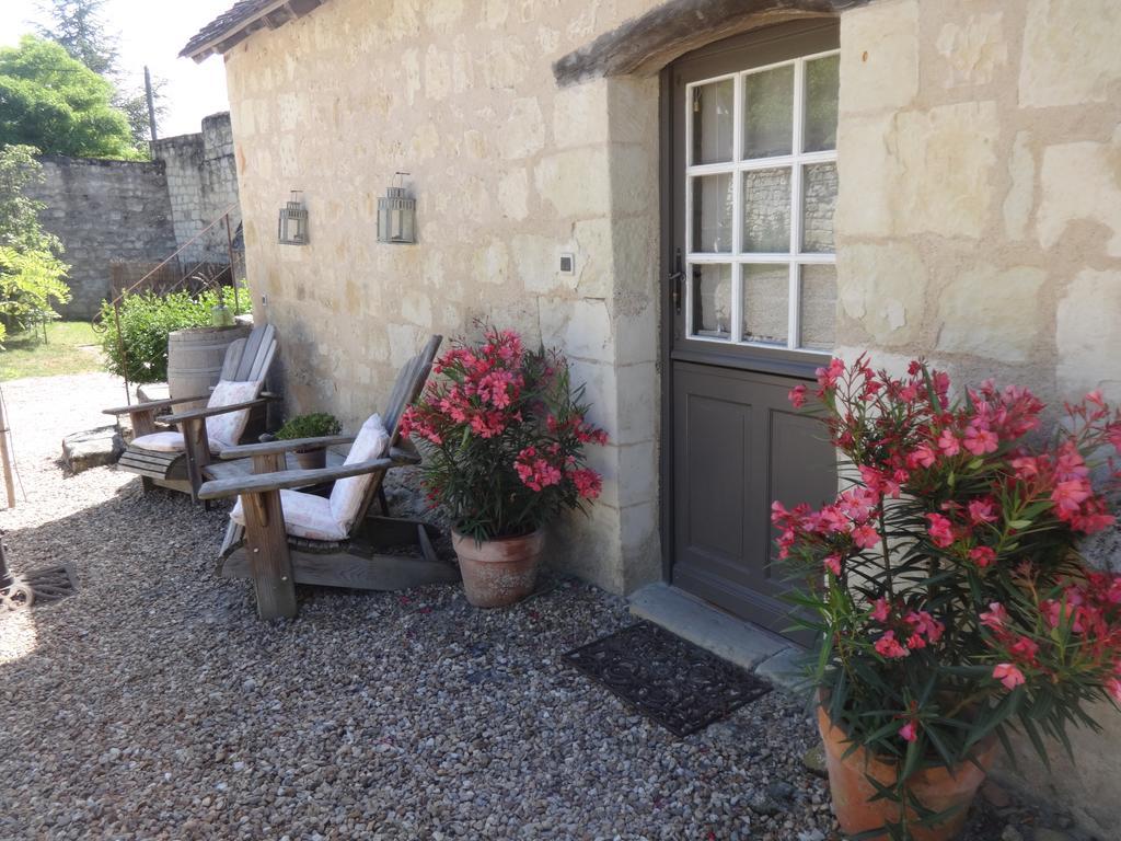 Bed and Breakfast Domaine De Givre Chinon Exterior foto